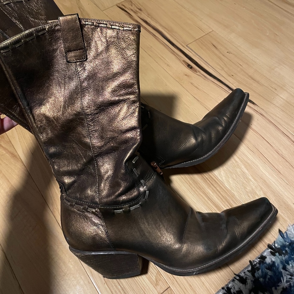 BCBGirls Bronze Cowboy Boots Size 9